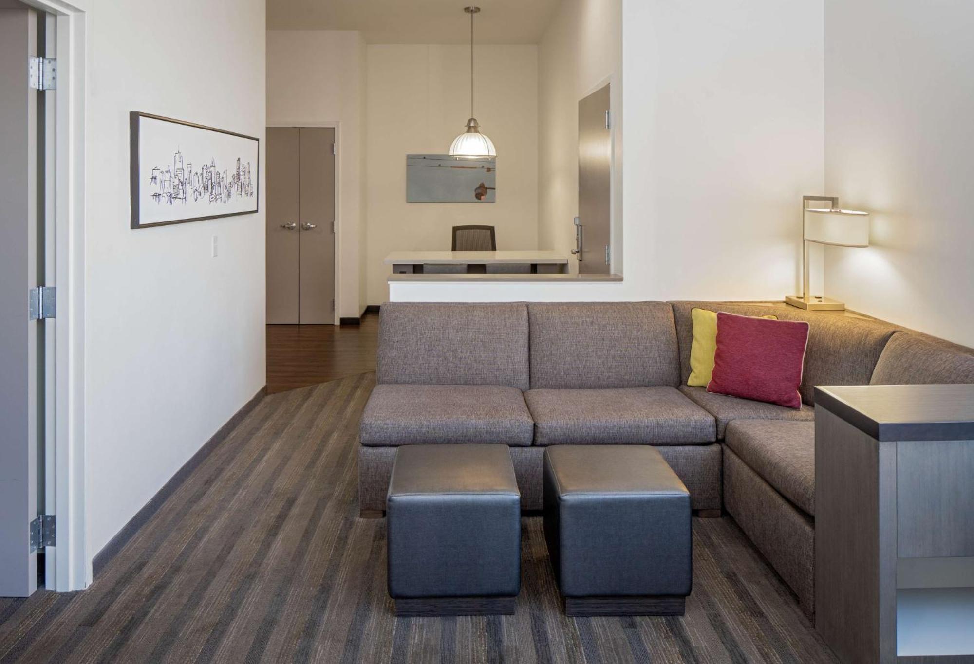 Отель Hyatt House New Orleans Downtown Экстерьер фото