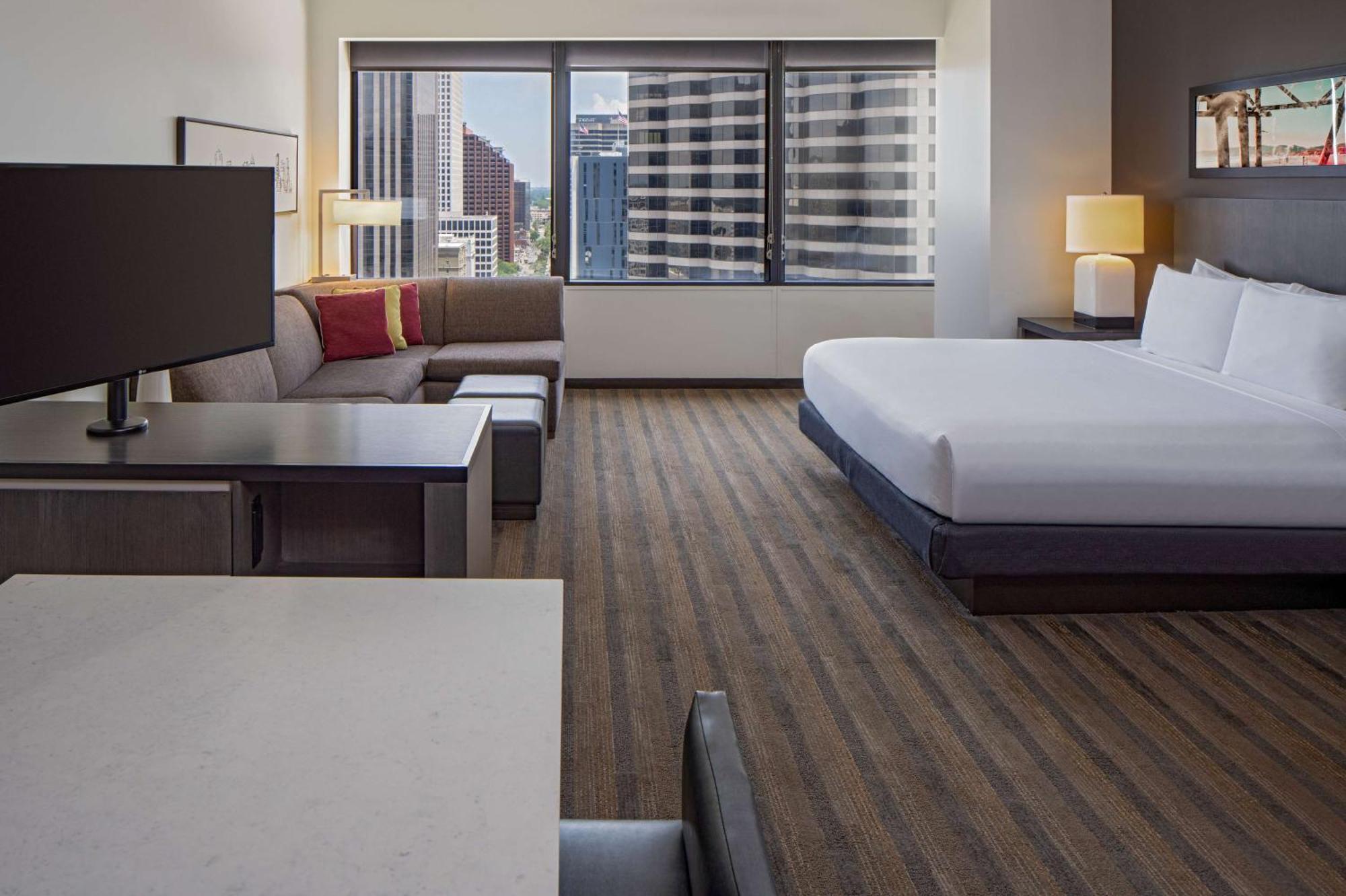 Отель Hyatt House New Orleans Downtown Экстерьер фото
