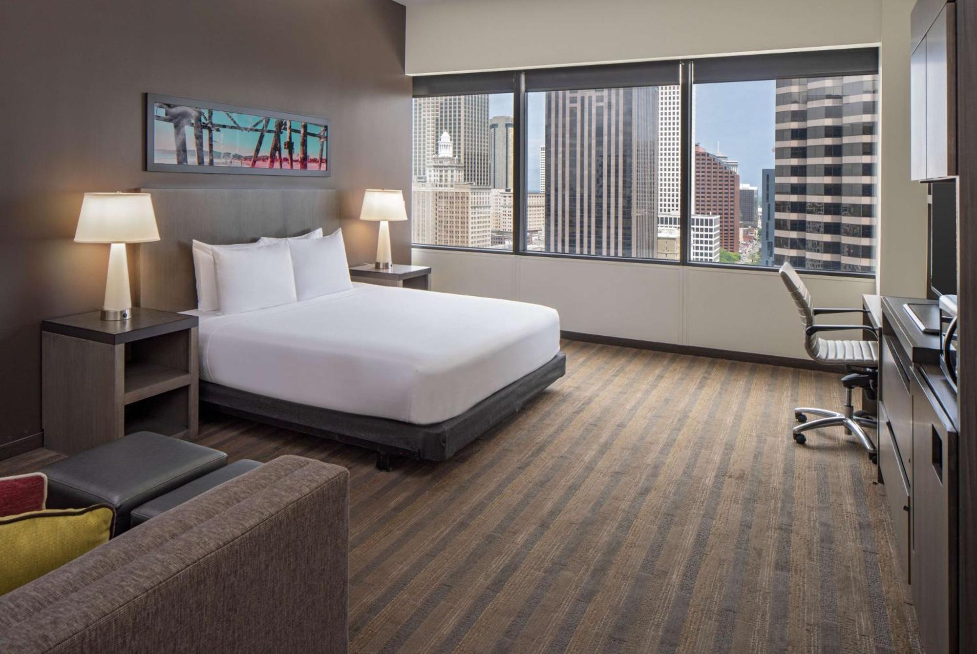 Отель Hyatt House New Orleans Downtown Экстерьер фото