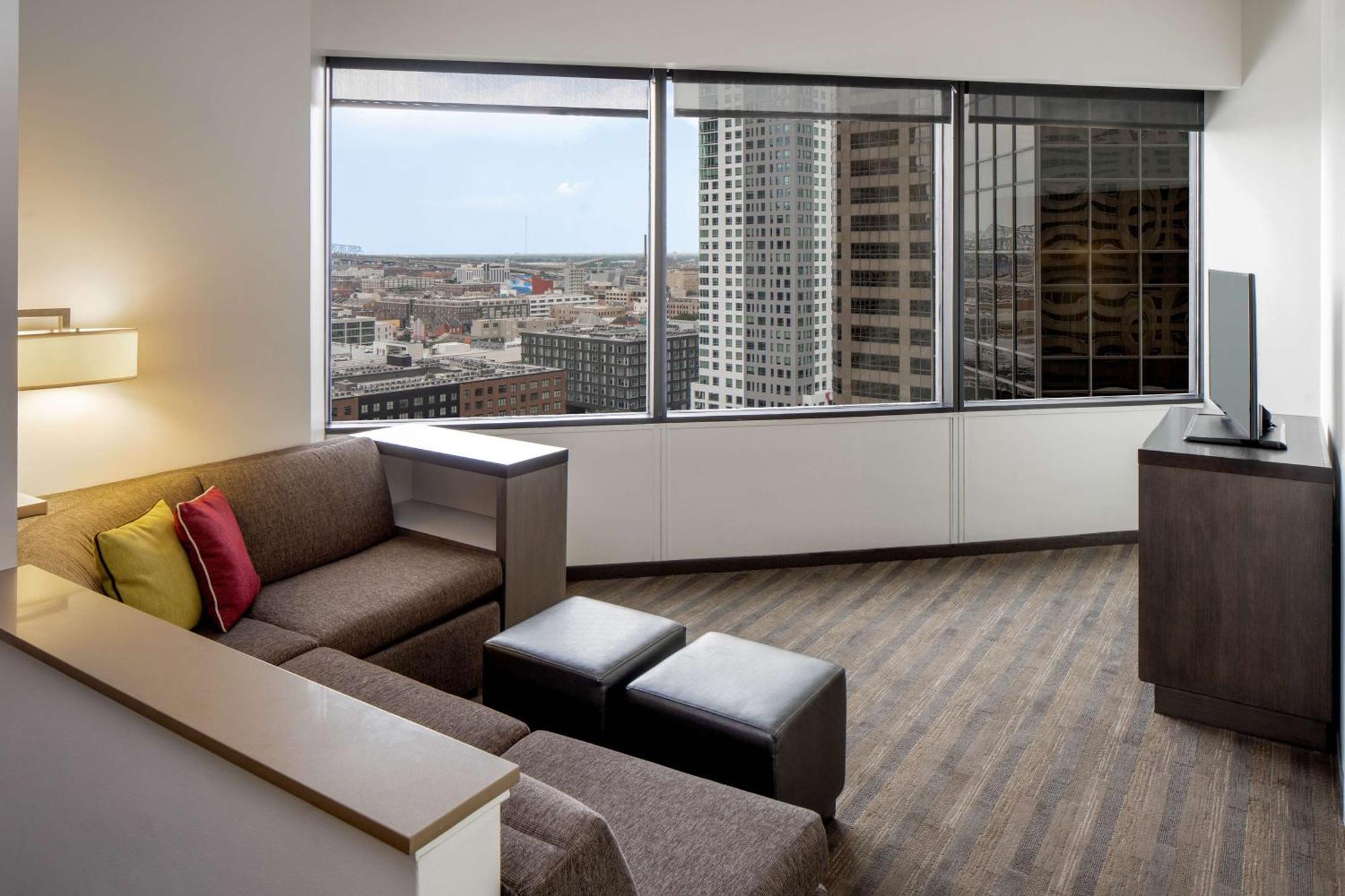 Отель Hyatt House New Orleans Downtown Экстерьер фото