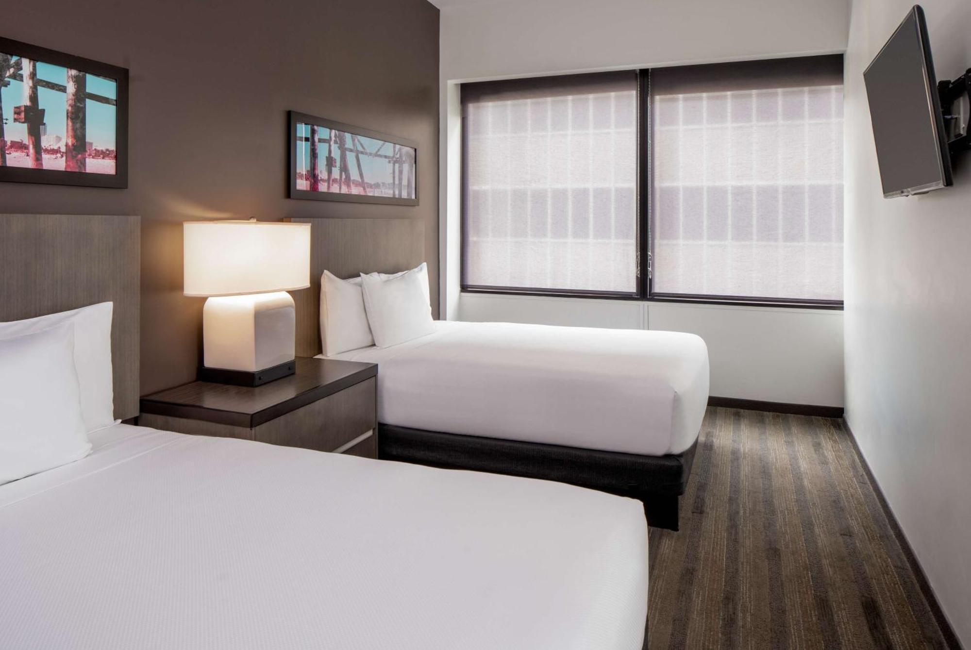 Отель Hyatt House New Orleans Downtown Экстерьер фото