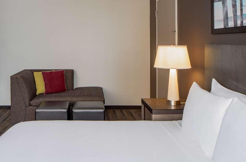 Отель Hyatt House New Orleans Downtown Номер фото